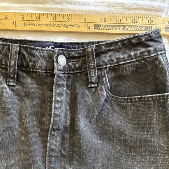 Hollister Ultra High Rise Mom Jeans 3 Long Waist 26 Length 29 Black Distressed - Picture 5 of 16
